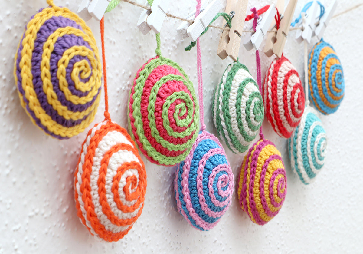 Osterei „Spirelli“ – Häkelanleitung für bunte Osterdeko