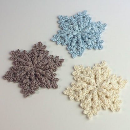 Schneeflocke "Neve" - Anhänger, Winterdeko, Baumschmuck