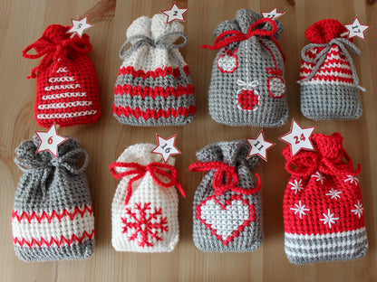 Adventskalender "Classic" zum Besticken,  2 Größen, 8 Motive